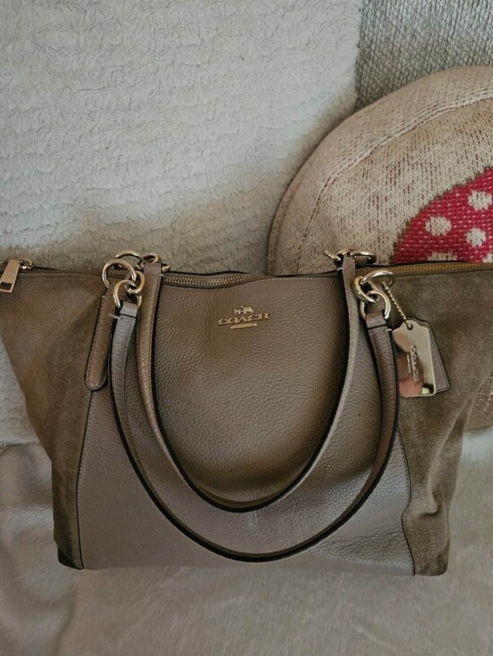 Coach Beige Taupe Genuine Leather & Suede Tote Bag with Gold Hangtag - Picture 4 of 6